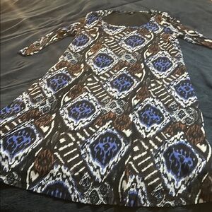 Elegant Blue and Brown Patterned Dress